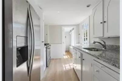 191-193 South St #2, Hingham, MA 02043 - Photo 4