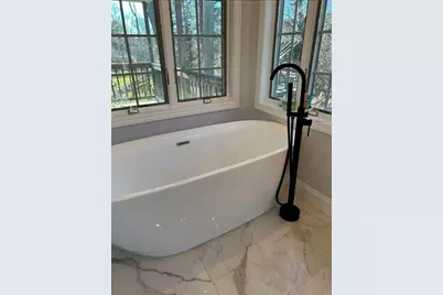 300 Kenoza St, Haverhill, MA 01830 - Photo 20