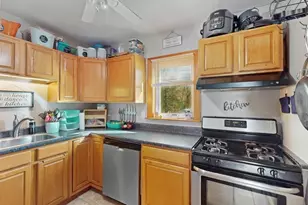 10 Huntington Ave, Blackstone, MA 01504 - Photo 16