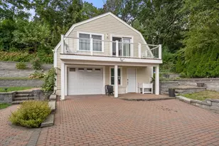 27 Hamilton Pl, Needham, MA 02494 - Photo 6