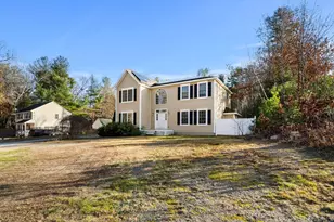 10 Worden Rd, Tyngsborough, MA 01879 - Photo 2