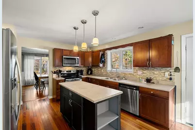 10 Worden Rd, Tyngsborough, MA 01879 - Photo 4