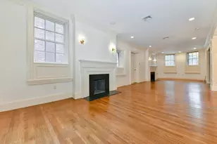17 Willow St, Boston, MA 02108 - Photo 10