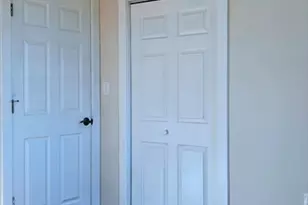 31 Niagara St, Fall River, MA 02721 - Photo 8