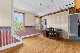 170 Pleasant St, Whitman, MA 02382 - Photo 28