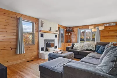 323 Southwick Rd, Westfield, MA 01085 - Photo 4