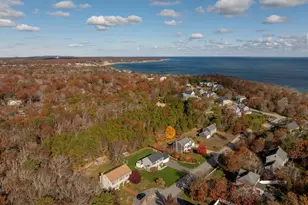 19 Oakbluff Rd, Bourne, MA 02562 - Photo 6