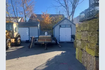 17 Meadow St, Salem, MA 01970 - Photo 4