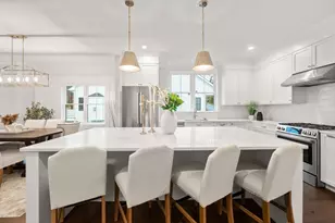 16 Wayside Ct, Natick, MA 01760 - Photo 2