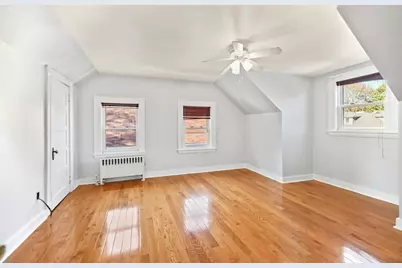1004 South Street #2, Boston, MA 02131 - Photo 18