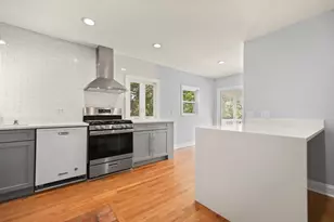 1004 South St, Boston, MA 02131 - Photo 2