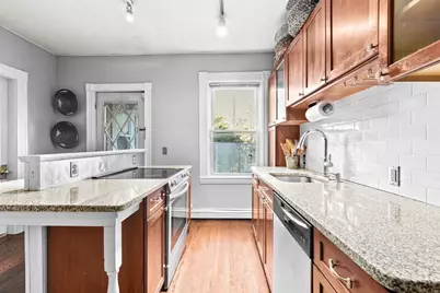 14-16 Cottage Pl #14, Newton, MA 02465 - Photo 8