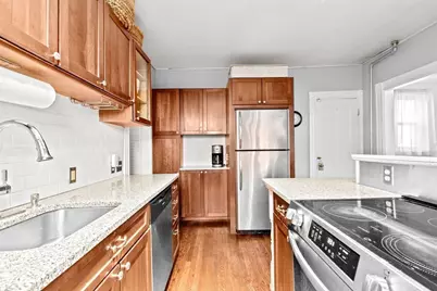 14-16 Cottage Pl #14, Newton, MA 02465 - Photo 6