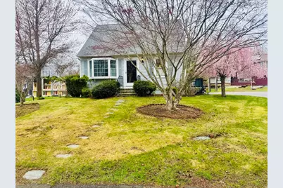 29 Elizabeth Ct, Dartmouth, MA 02747 - Photo 1