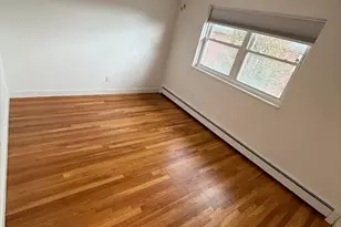 21 Warren, Waltham, MA 02453 - Photo 8