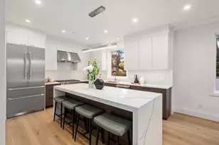 956 Walnut St, Newton, MA 02461 - Photo 10