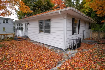 36 Martel St, Fitchburg, MA 01420 - Photo 6