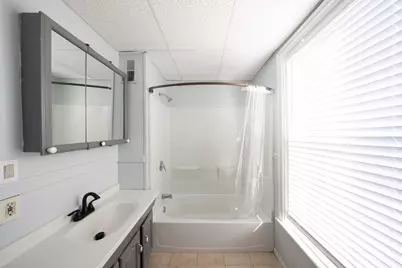 10 Sycamore #2, Worcester, MA 01608 - Photo 4