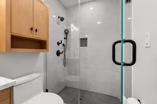 722 E 5th St, Boston, MA 02127 - Photo 36