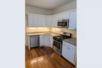 390 Fellsway West #1, Medford, MA 02155 - Photo 4