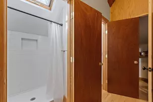 102 Lyons Hill Rd, Athol, MA 01331 - Photo 26