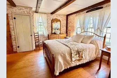 285 Brookfield Rd, Sturbridge, MA 01518 - Photo 18