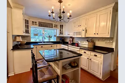 285 Brookfield Rd, Sturbridge, MA 01518 - Photo 8