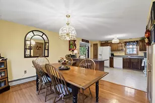 302 Ash St, Winchendon, MA 01475 - Photo 4