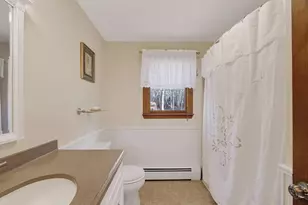 302 Ash St, Winchendon, MA 01475 - Photo 12