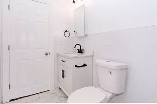 11 W Hawley St, Lawrence, MA 01843 - Photo 30