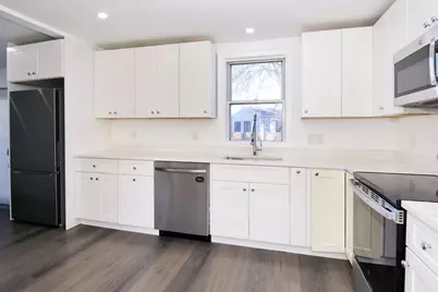 11 W Hawley Street, Lawrence, MA 01843 - Photo 8
