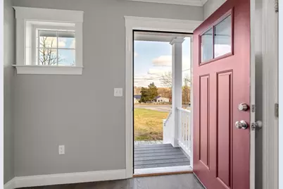 93 Providence St #B, Mendon, MA 01756 - Photo 6