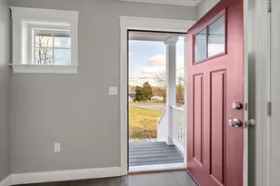 93 Providence St, Mendon, MA 01756 - Photo 6