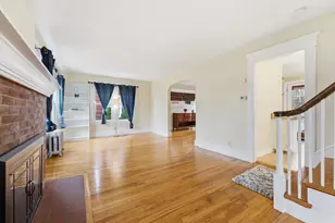 36 Garland St, Springfield, MA 01118 - Photo 6