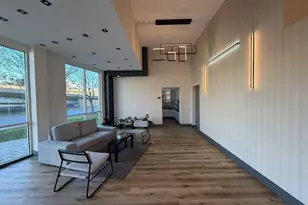 60 Cross St E, Somerville, MA 02143 - Photo 10