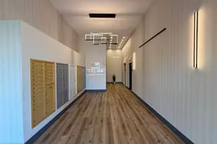 60 Cross St E, Somerville, MA 02143 - Photo 10