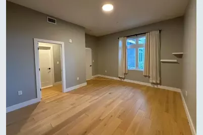 60 Cross St E #222, Somerville, MA 02143 - Photo 6