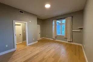 60 Cross St E, Somerville, MA 02143 - Photo 6