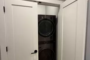 60 Cross St E, Somerville, MA 02143 - Photo 8