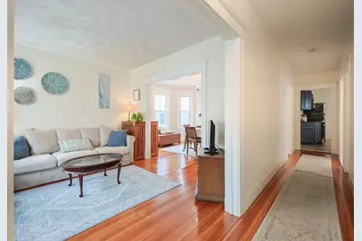 27 Oakland St #27, Watertown, MA 02472 - Photo 4