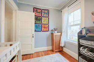 27 Oakland St, Watertown, MA 02472 - Photo 26