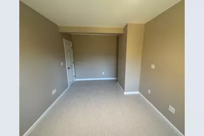 39 Neillian St #39, Bedford, MA 01730 - Photo 14