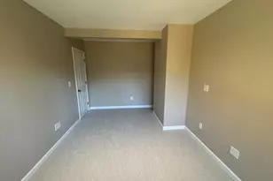 39 Neillian St, Bedford, MA 01730 - Photo 14