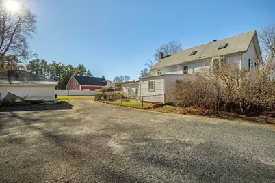 7 Green St, Carver, MA 02330 - Photo 30