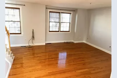 1975 Middlesex St #10, Lowell, MA 01851 - Photo 2