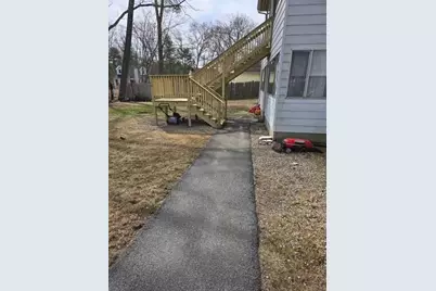 3 Colonial Ave #2, Thompson, CT 06277 - Photo 2