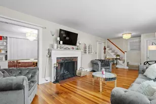 49 Lincoln St, Waltham, MA 02451 - Photo 12