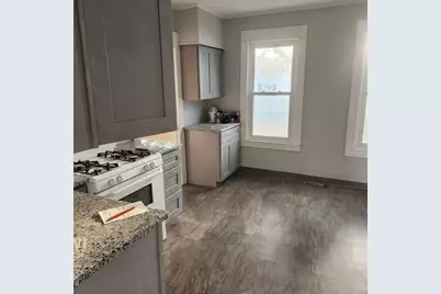 468 Springfield St, Agawam, MA 01001 - Photo 4