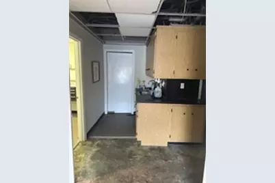 1 Chestnut Sq #A3, Sharon, MA 02067 - Photo 4