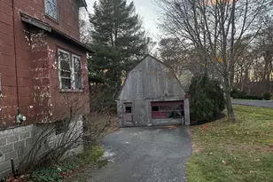 747 Middle St, Weymouth, MA 02188 - Photo 8